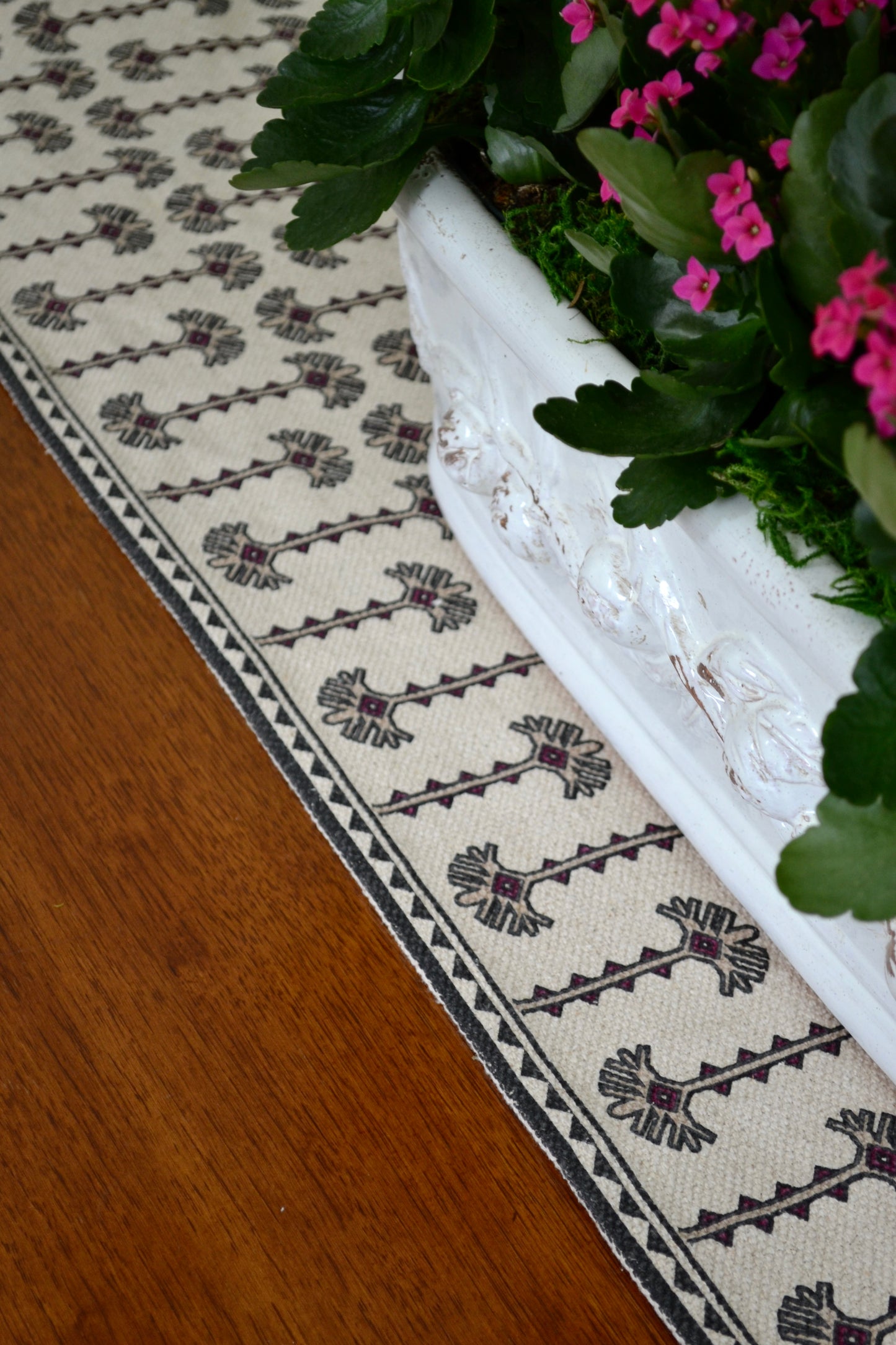 TALIA Table Runner